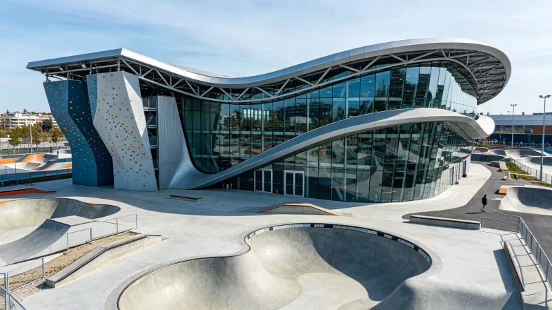 Ολοκληρωμένο Κέντρο Ακραίων Αθλημάτων Steel Structure